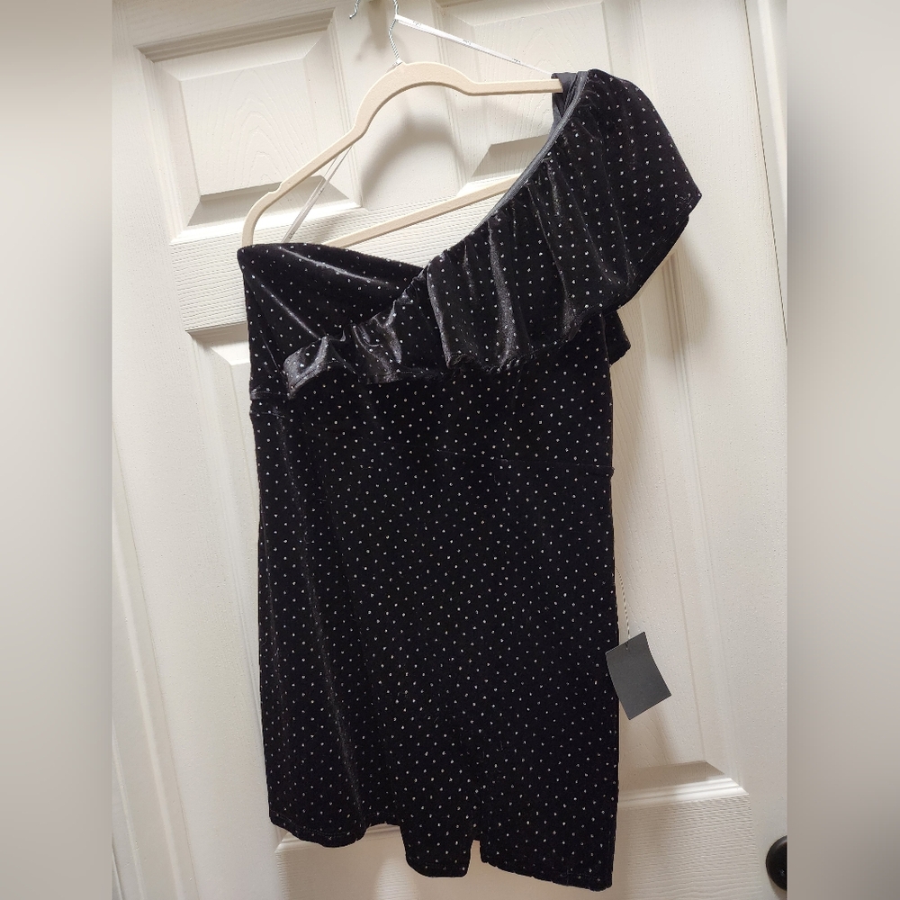 LULUS One Shoulder Black And Silver Glitter Mini Dress SIZE XL!